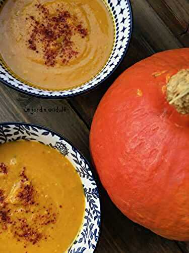 Soupe de potimarron au lait de coco et curry. - LE JARDIN ACIDULÉ