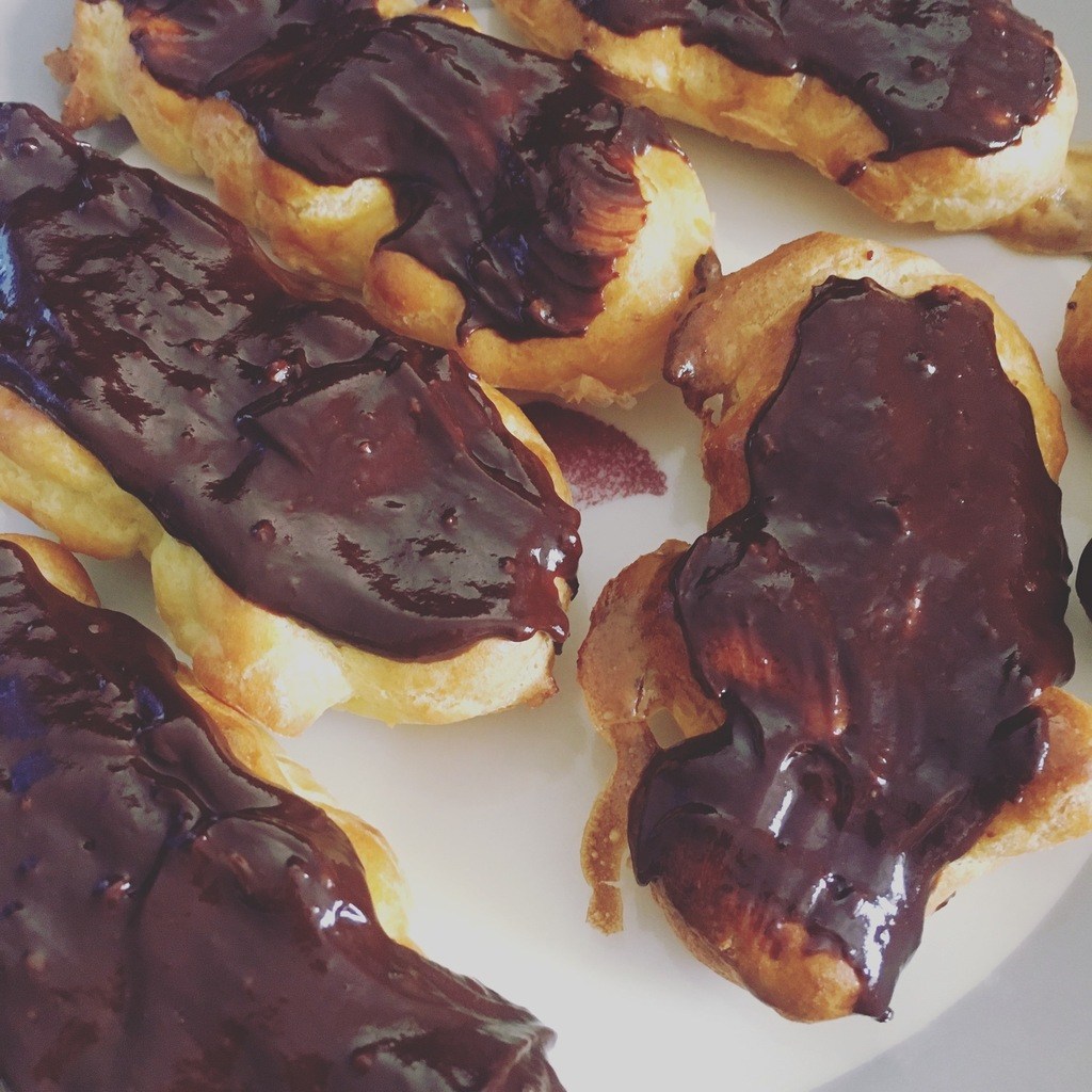 ECLAIRS AU CHOCOLAT