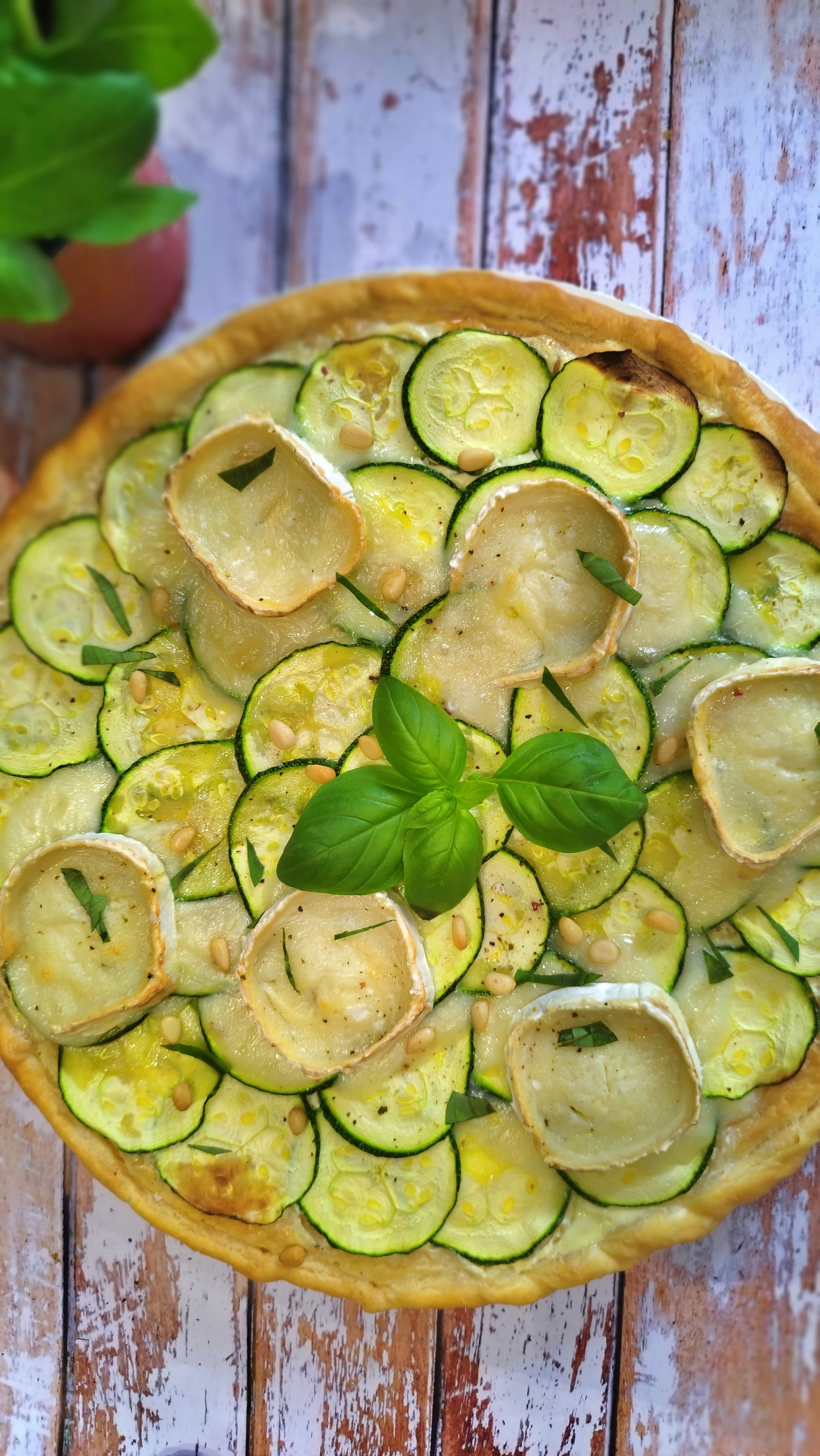 Tarte fine aux courgettes et fromage de chèvre