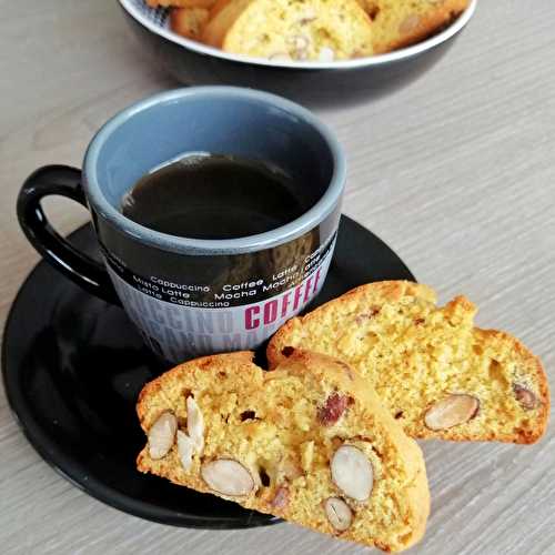 Biscuits croquants aux amandes et au miel