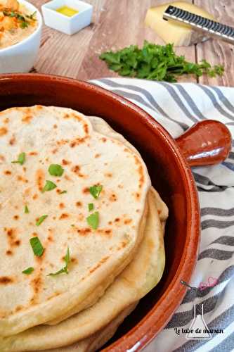 Pains pita farcis à la mozzarella et au comté