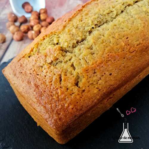 Gâteau au yaourt et à la noisette