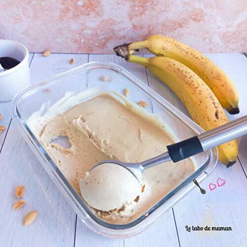 Glace express à la banane et à la cacahuète