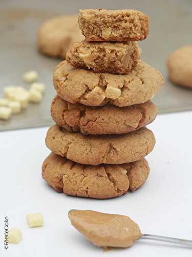 Cookies beurre de cacahuètes et pépites de chocolat blanc - Féerie Cake