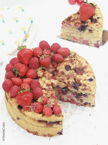 Recette du Naked Cake à la cannelle et aux fruits rouges - Féerie Cake