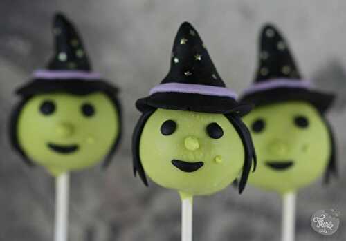 Une sorcière cake pop pour Halloween