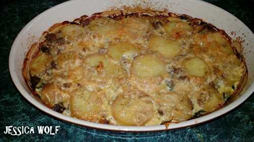 GRATIN DE POIREAUX, VIANDE HACHEE ET POMMES DE TERRE