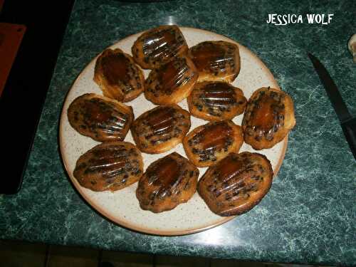 MADELEINES AUX PEPITES DE CHOCOLAT, AMANDES ET CARAMEL BEURRE SALE