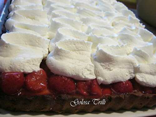 TARTE AU FRAISE, PÂTE A LA NOISETTE, CREME PÂTISSIERE ET CHANTILLY