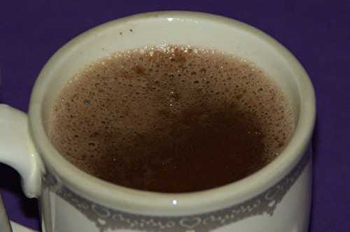 Chocolat chaud onctueux à la cannelle