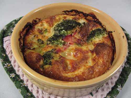 Clafoutis de brocolis, jambon, Roquefort