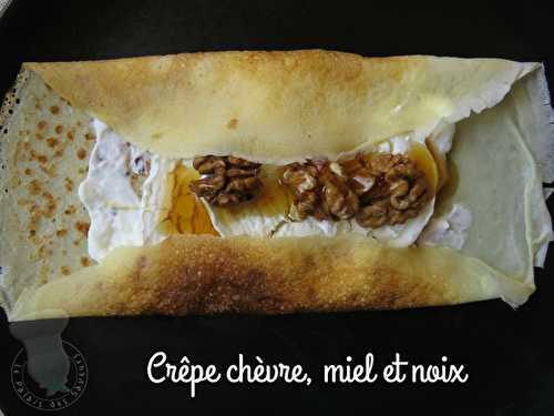 Crêpe chèvre, noix, miel