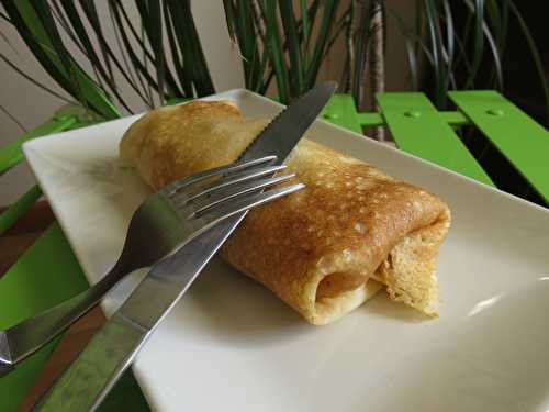 Crêpe garnie au crabe