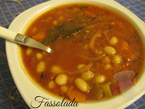 Fassolada (Soupe aux haricots)