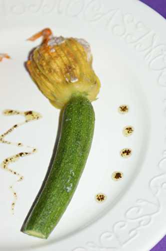 Fleurs de courgettes à la pizzaiolo