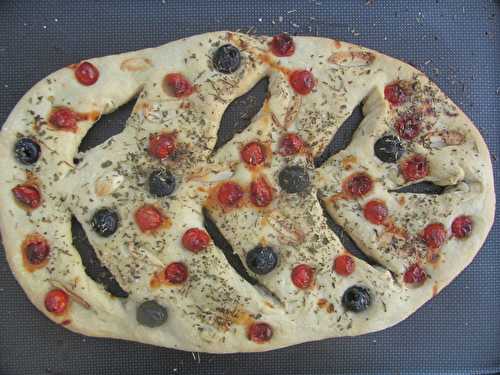 Focaccia mini tomates cerise, olives et herbes de Provence