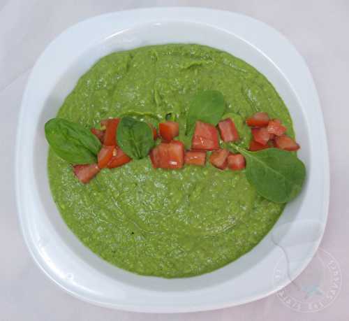 Gaspacho d'avocat, épinards et tomate