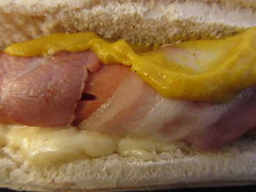 Hot-dog raclette, poitrine fumée