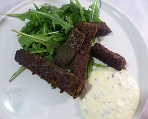 Panisses de lentilles vertes, sarasson d'huile de colza grillée