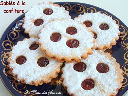 Sablés à la confiture de fruits rouges