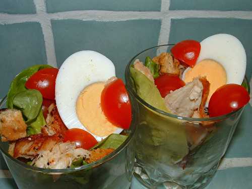 Salade César au poulet en verrine