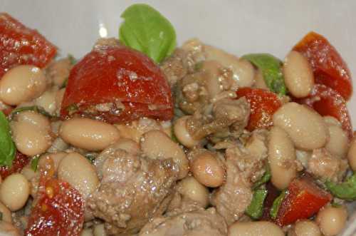 Salade de haricots blancs au thon et aux tomates