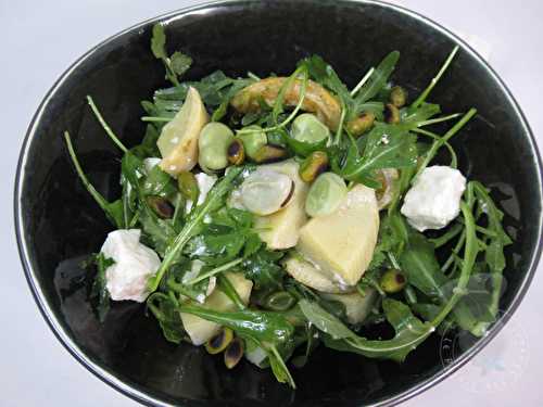 Salade tiède de fèves, artichauts et féta