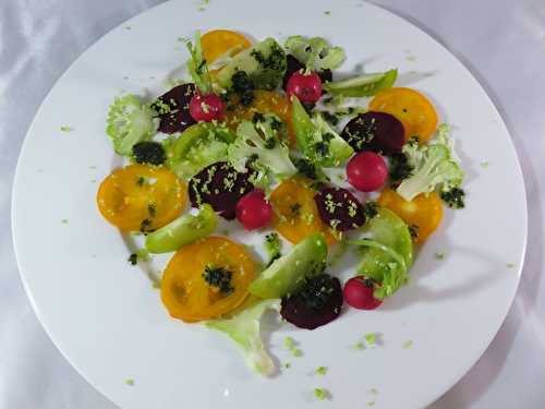 Salade tomates, betterave, chou-fleur