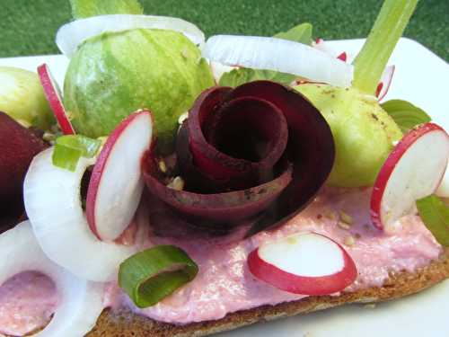 Tartine en rose et vert