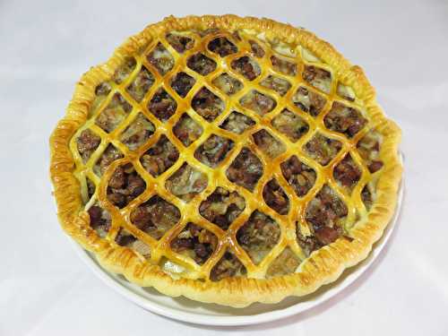 Tourte à la saucisse de Morteau et au Morbier