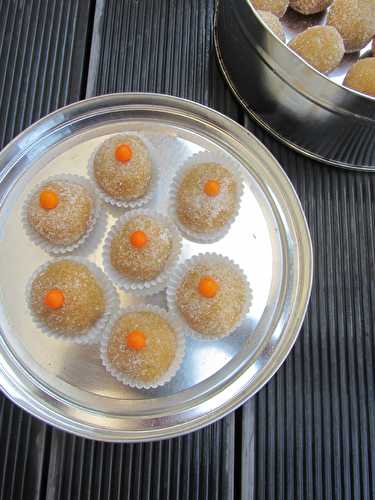 Truffes aux amandes, orange et café