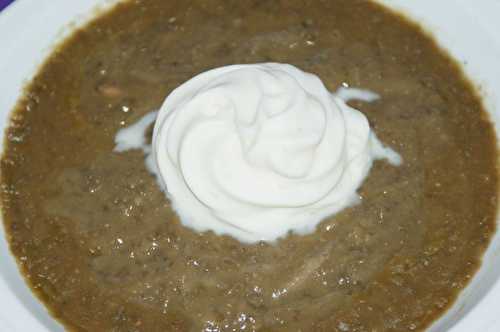 Velouté de lentilles, écume de lard fumé