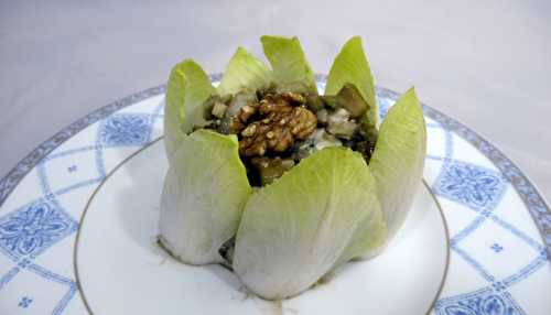 Charlotte endive au Roquefort et aux noix