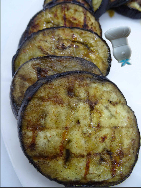 Aubergines grillées au miel et à l'ail