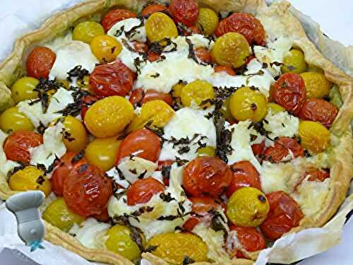 Tarte aux tomates cerise, pesto et mozza