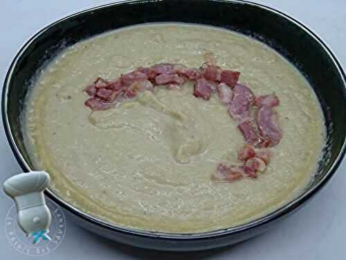 Velouté de chou-fleur aux lardons