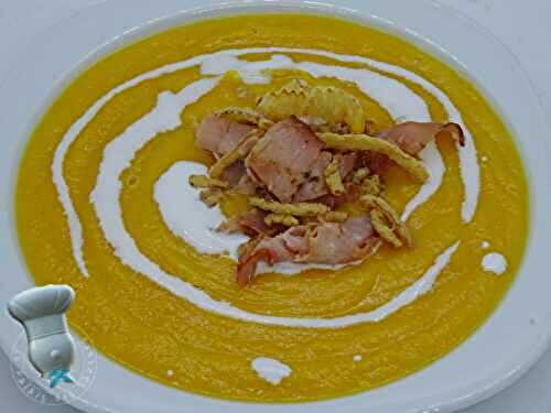 Velouté de courge, lait de coco et bacon