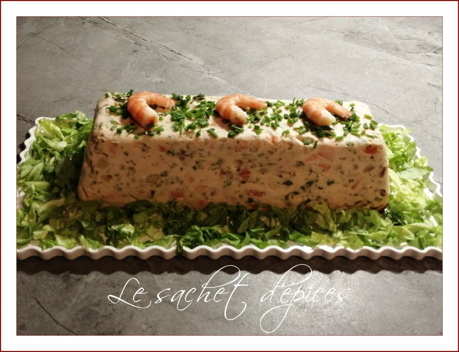 Terrine de St Jacques, saumon et crevettes
