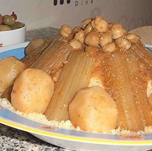 Couscous aux cardons et navets couscous de l'aid - Le Sucré Salé d'Oum Souhaib