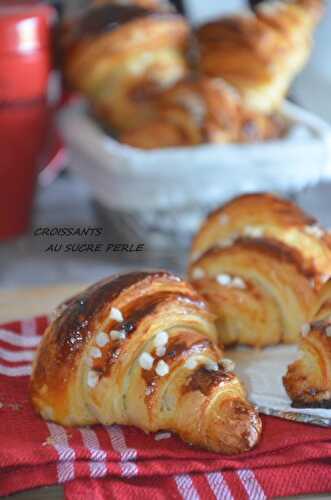 Croissants au sucre perlé