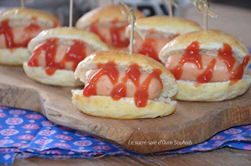 Mini hot-dog maison pour l'apéritif