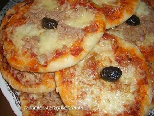 Mini pizzas thon mozzarella - Le Sucré Salé d'Oum Souhaib