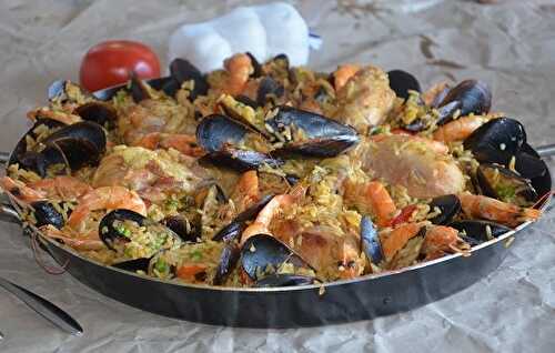 Paella facile au poulet crevette et moule