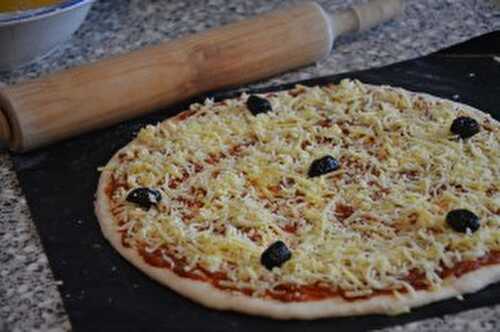 Pizza au bleu (recette facile)