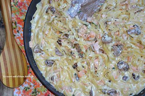 Tagliatelles au saumon et champignons