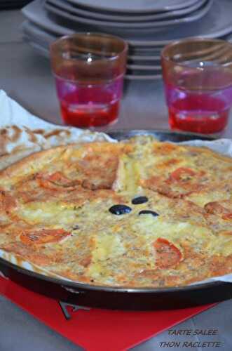 Tarte feuilletée au thon et fromage raclette