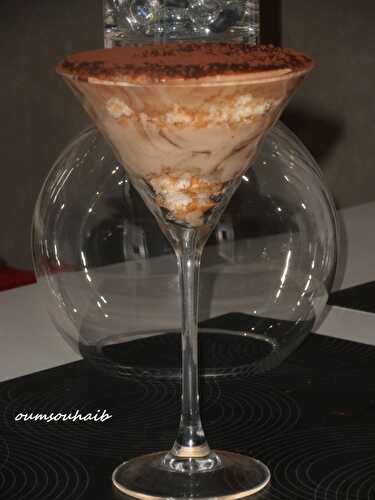 Verrine mousse au chocolat et crème de marron façon tiramisu