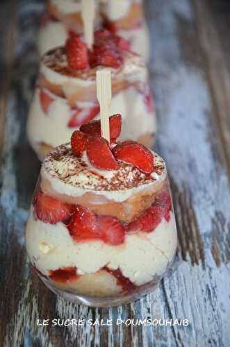 Verrines mousse mascarpone et fraises