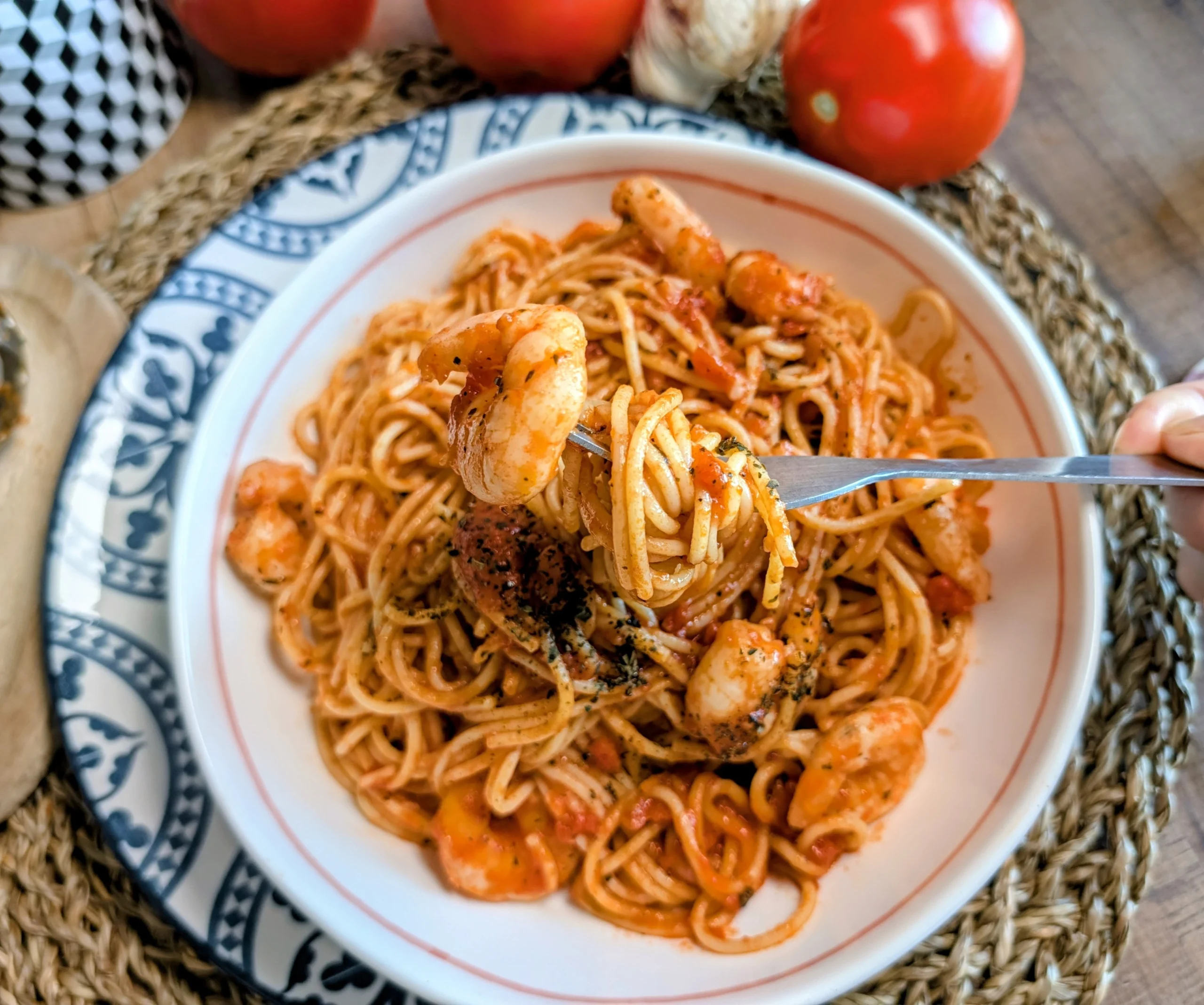 Spaghetti aux crevettes et sauce tomate : La recette rapide