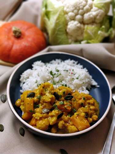 Curry végétarien chou fleur potiron pois chiche